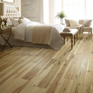 Bedroom Hardwood flooring | CarpetsPlus COLORTILE of Hutchinson