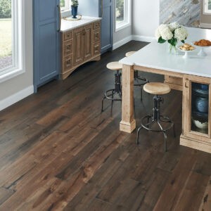 Hardwood flooring | CarpetsPlus COLORTILE of Hutchinson